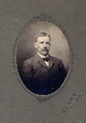 Alfonso Follett